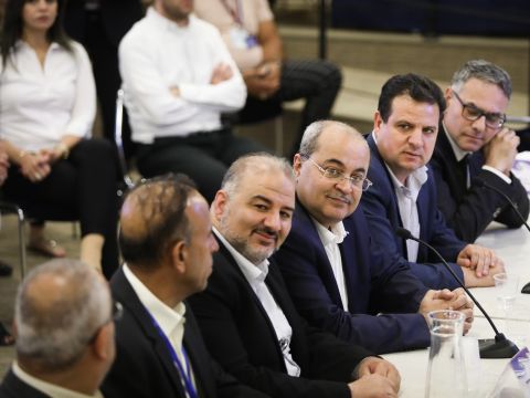 ח"כים בכנסים נגד ישראל – פעילות פוליטית לגיטימית