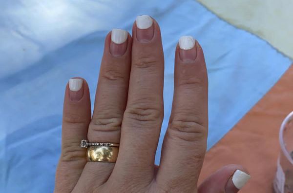 מצביעות בציפורניים: הלק ג'ל חזר אפשר להירגע