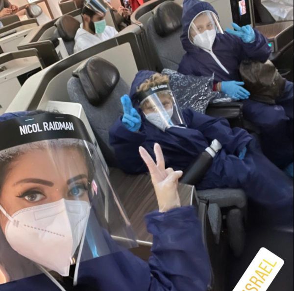 ניקול ראידמן חוזרת לארץ: כל טיסה היא רולטה רוסית