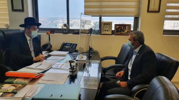 שני דיינים סרוגים חדשים בבית הדין לגיור