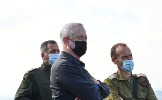 גנץ: המטענים שנמצאו ברמת הגולן- באחריות סוריה