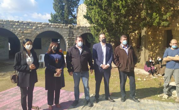 על רקע אווירת הבחירות: סוס פוליטי שנקרא יו"ש