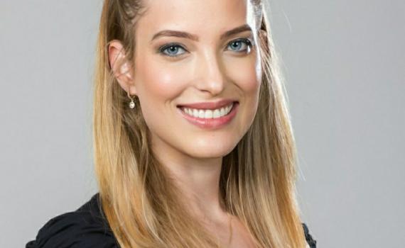 אשת התקשורת הסרוגה בדרך לפוליטיקה