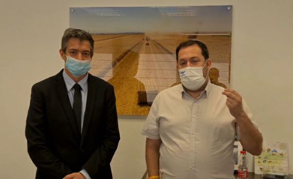 יוסי דגן תוקף, הנדל מחזיר, המאבק על האינטרנט ביו"ש