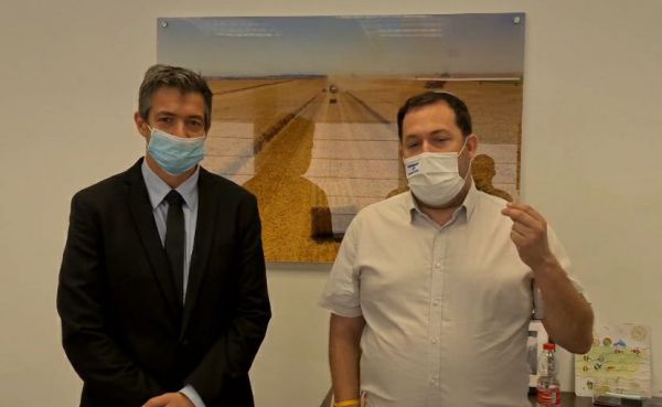 יוסי דגן תוקף, הנדל מחזיר, המאבק על האינטרנט ביו"ש