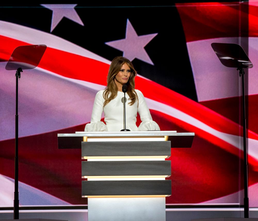 מראה כהונה: ההופעות הכי טובות של מלניה טראמפ