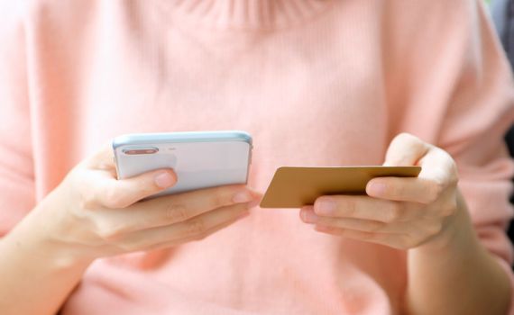 יום הרווקים הסיני או שופינג אי אל: איפה הוצאנו יותר