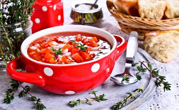 נשאר לכם אורז? כך תהפכו אותו למרק טעים ומנחם