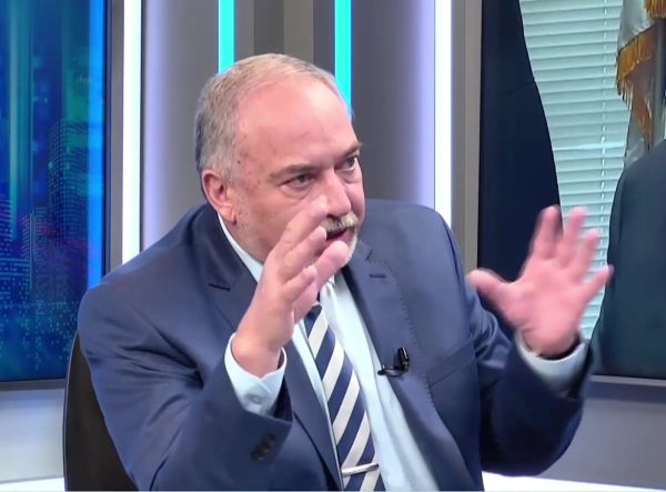 ליברמן: "מי אמר שחרדים לא יודעים להילחם?"