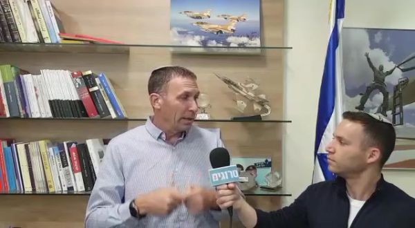 "הרשלנות של מירי רגב אחראית ל-3,000 מתים"