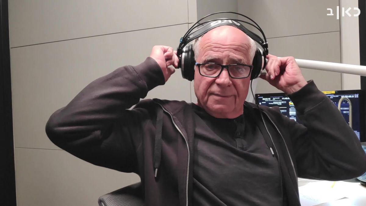 בחיוך ובקריצה: צפו במבזק האחרון של מלאכי חזקיה