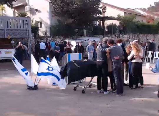 "30 שנים הלכנו יחד ואתמול הלכת ולא חזרת"