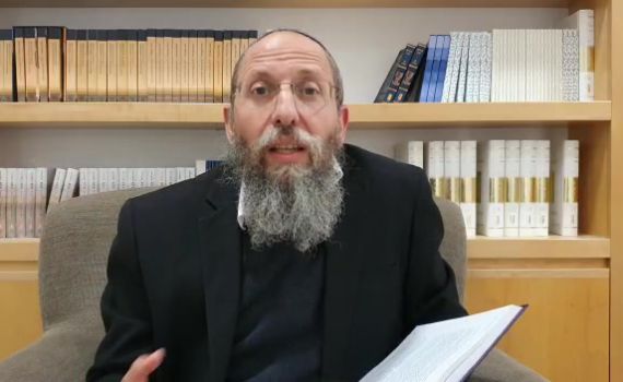 אני נמצא בבידוד, איך אני יכול להדליק נרות חנוכה?