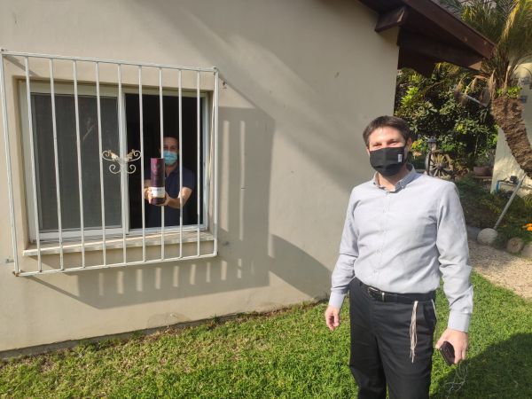 סמוטריץ' הפסיד בהתערבות ושילם בבקבוק וויסקי