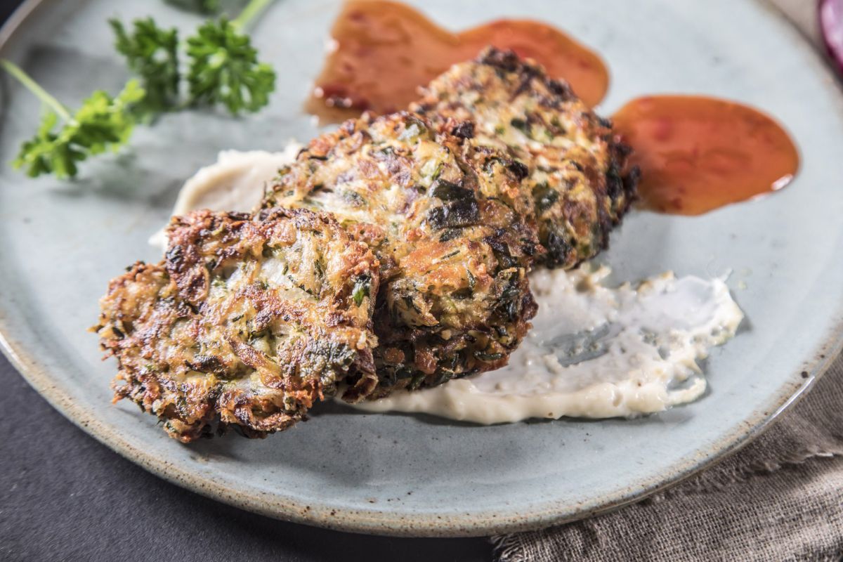 חנוכה: לא רק תפוחי אדמה- לביבות זוקיני מטריפות