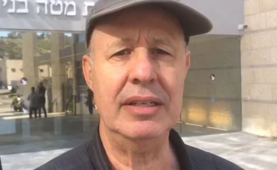 הנגבי מבהיר לסרוגים: זה התנאי שצריך להציב לגנץ