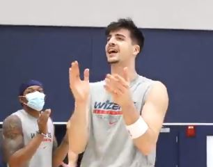 הערב: הבכורה של דניה אבדיה בליגת הNBA