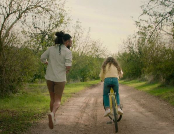 "כמה רקדנו": החדש של בניה ברבי