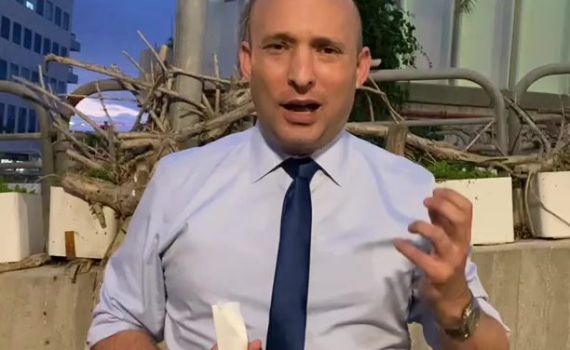 בנט: איוולת נוראה. מחדל נתב״ג של ממשלת נתניהו