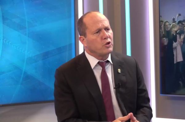 "בנט, תצטרף לממשלה, זה לא הזמן לשיקולי מנדטים"