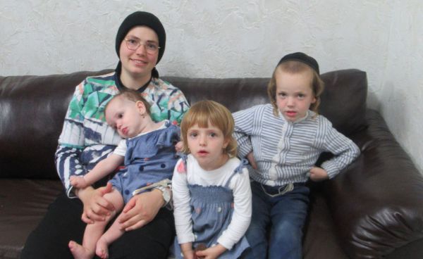 הורי התינוקת בפנייה: "אנחנו חייבים את התפילות שלכם"