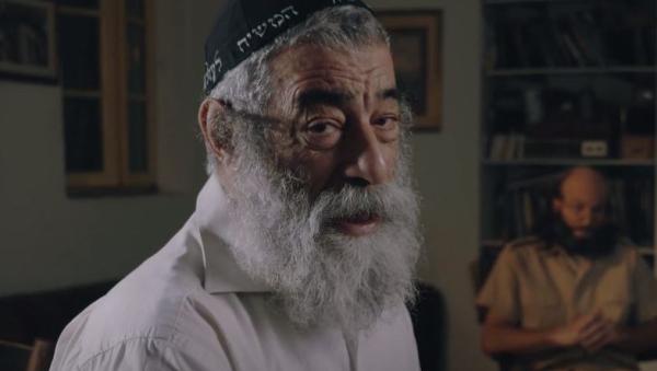 צפו: אריאל זילבר בשיר מרגש לחזרתו של יונתן פולארד