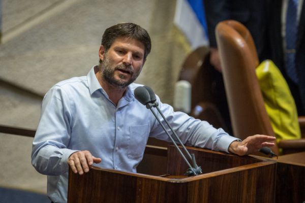 הנה זה בא |סמוטריץ': אסור לאנשי ימין להצביע לסער