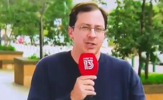 כתב חדשות 13 נטש שידור ורץ לסייע לאישה. צפו