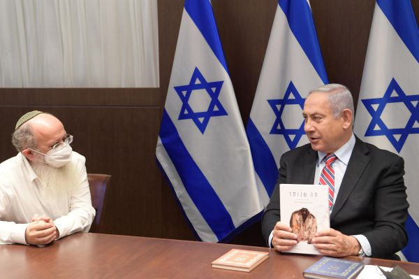 "הספר הזה צריך להיות בכל בית בישראל"