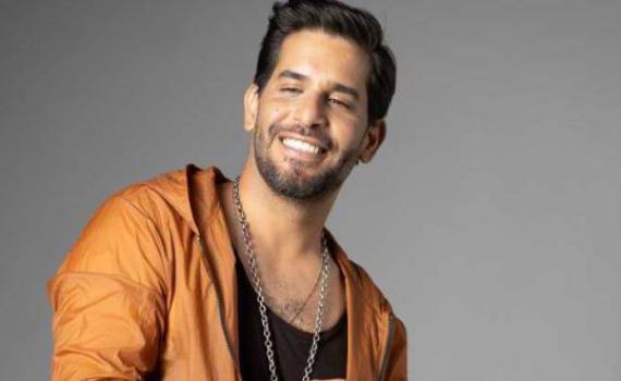 "תודה להשם": פאר טסי ואשתו חובקים ילד שלישי