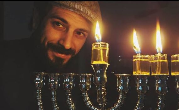 ממדונה ועד אביב אלוש: מצעד החנוכיות של הסלבס