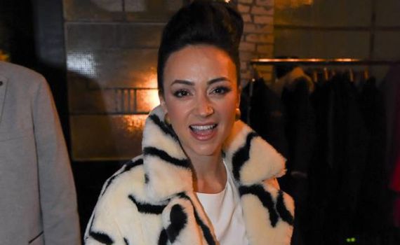 אחות לרש"י: השחקנית נלי תגר ילדה בת