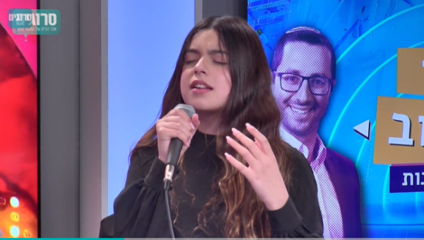 צפו: אלנתן ומיקה בביצוע מפתיע באולפן סרוגים