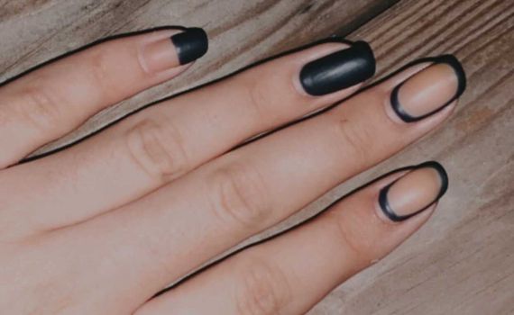 פוסט קורונה: לשלם על לק במראה מתקלף