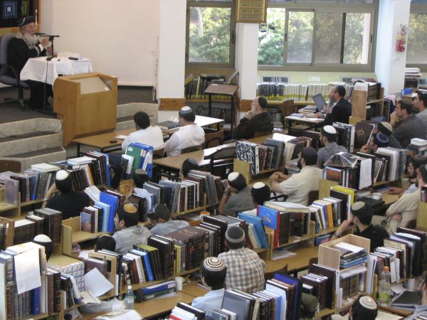 צפו: האם יש דבר כזה תורה ציונית דתית? וגדולי תורה?