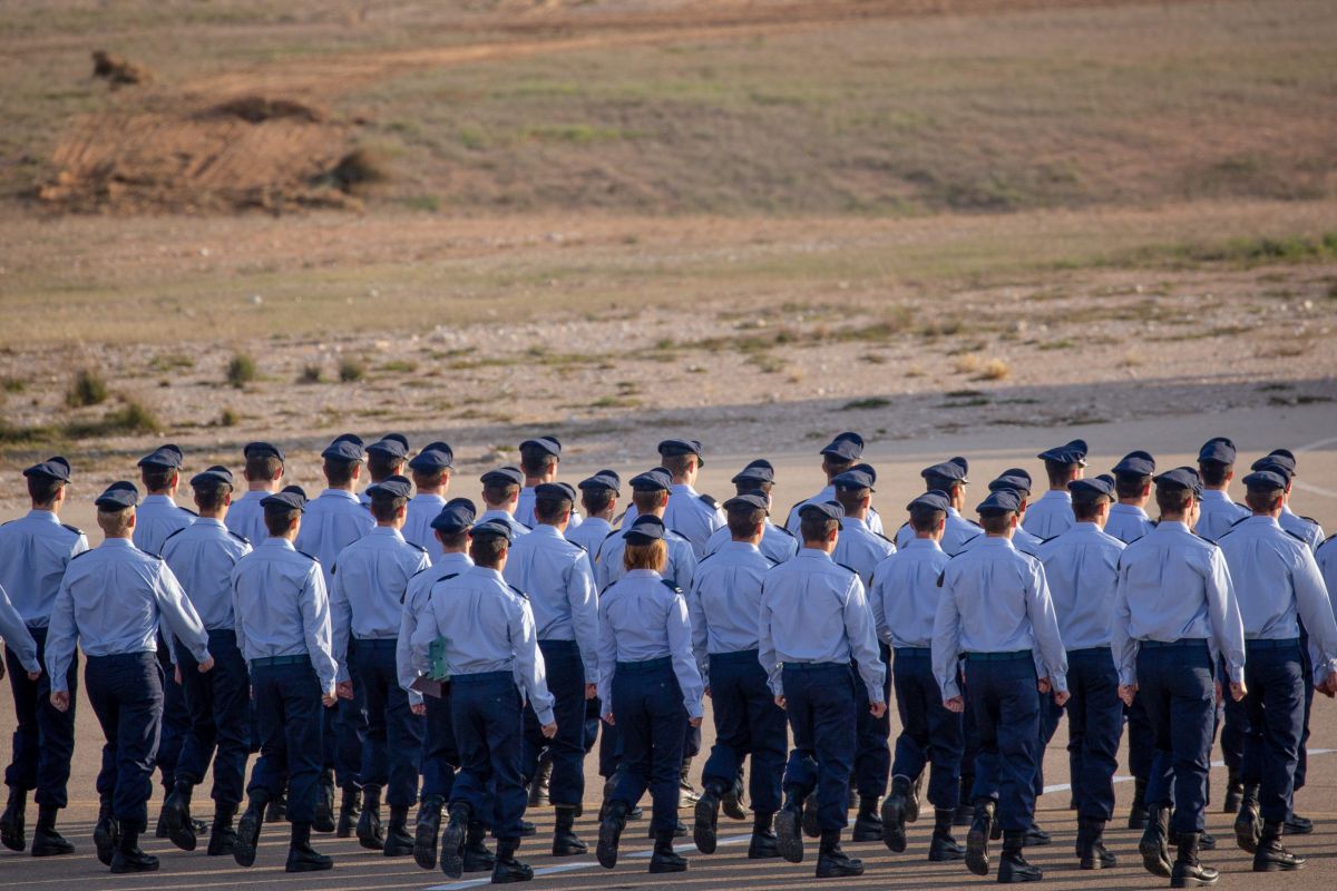 צפו בשידור חי: טקס סיום קורס טיס 181