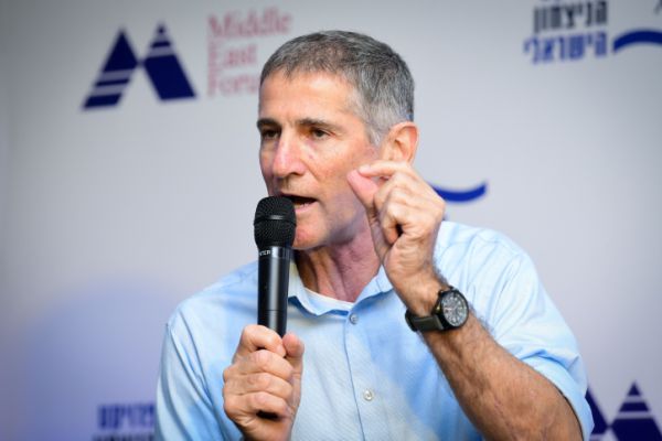 עכשיו זה רשמי: יאיר גולן מצטרף למרצ