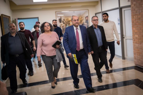 לוחצים על רע"מ לתמוך בפיזור הכנסת