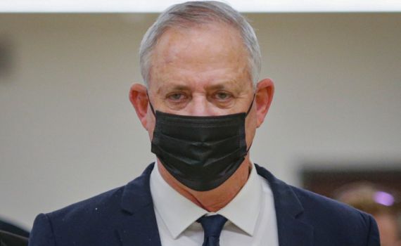 גנץ: אפעל לשנות את קיצור השעות במערכת החינוך