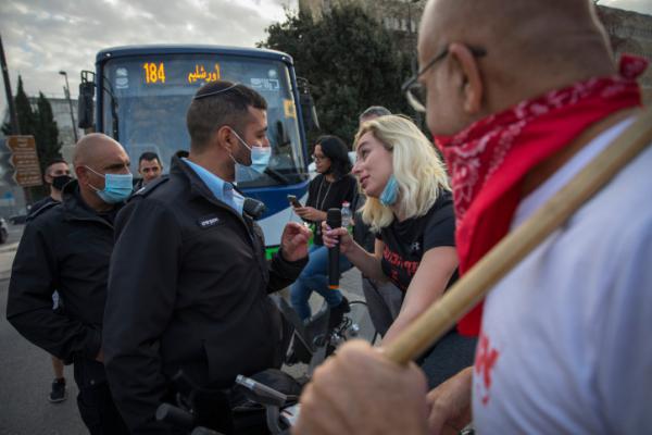 התקופה קריטית והתקשורת מחריפה את המצב