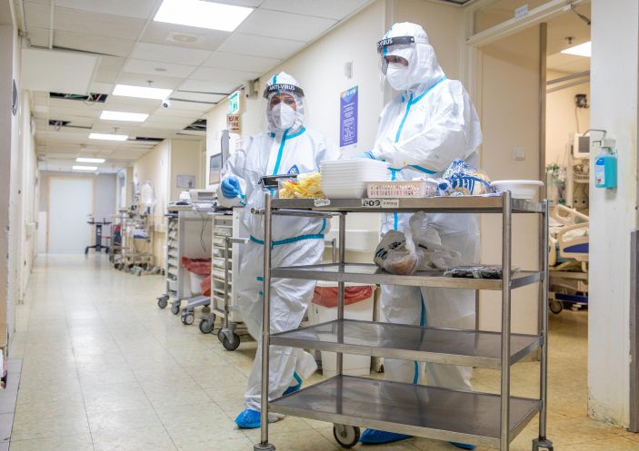 התפרצות הקורונה בבתי האבות: "איבדנו זמן יקר"