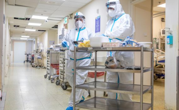 התפרצות הקורונה בבתי האבות: "איבדנו זמן יקר"