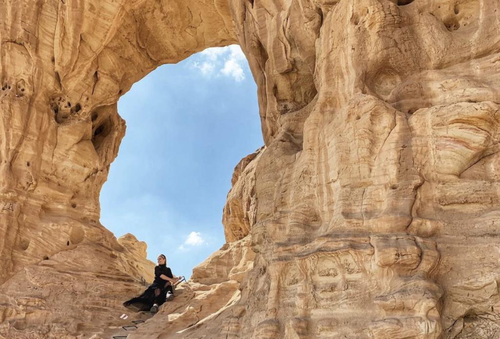 באין חו"ל: בלוגריות האופנה מצאו לוקיישן צילום חדש