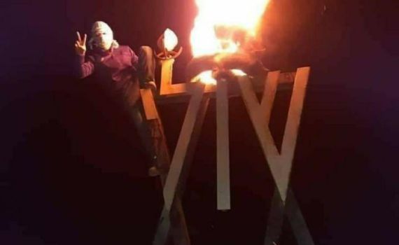 ערבים השחיתו אנדרטה לזכר של נרצח הפיגוע