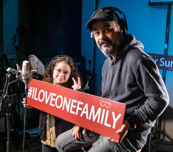 'סופה בלב': מאחורי הקלעים לקליפ של משפחה אחת