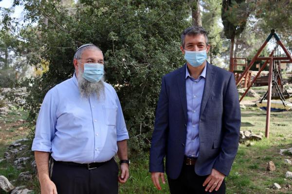 שר התקשורת בגוש עציון: "חיבור של עבר הווה ועתיד"