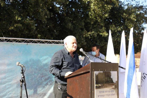 שוסטר: "גוש עציון עומד כסלע איתן, בלב האומה"