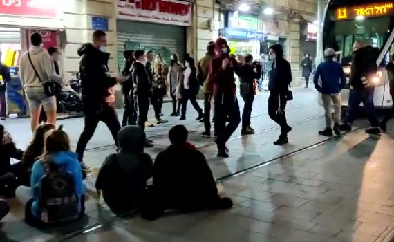 עצורים וחסימות: הפגנות להקמת ועדת חקירה