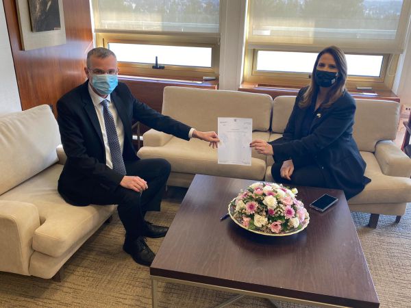 עוזבת לסער: ח"כ מיכל שיר התפטרה מהכנסת