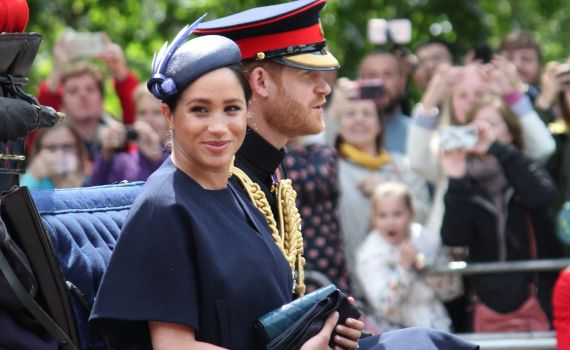 שנה לאחר שעזבו: הארי ומייגן יחזרו לבית המלוכה